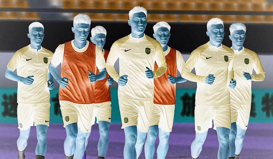 Cuadrat nói Việt Nam mạnh hơn: nghịch lý nằm ở lịch FIFA, không ở bảng xếp hạng