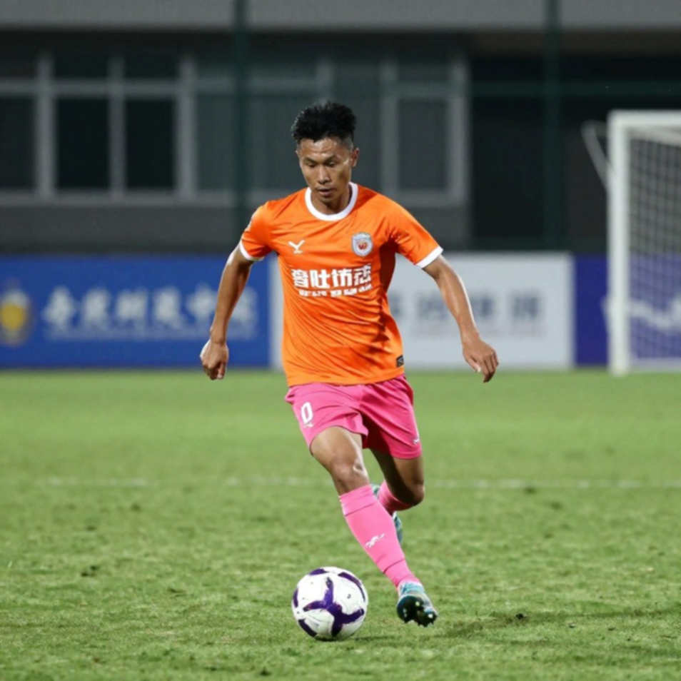 Thailand 2-0 Việt Nam: Chiến thắng của sự nhẫn nhịn và những đôi chân không còn trẻ