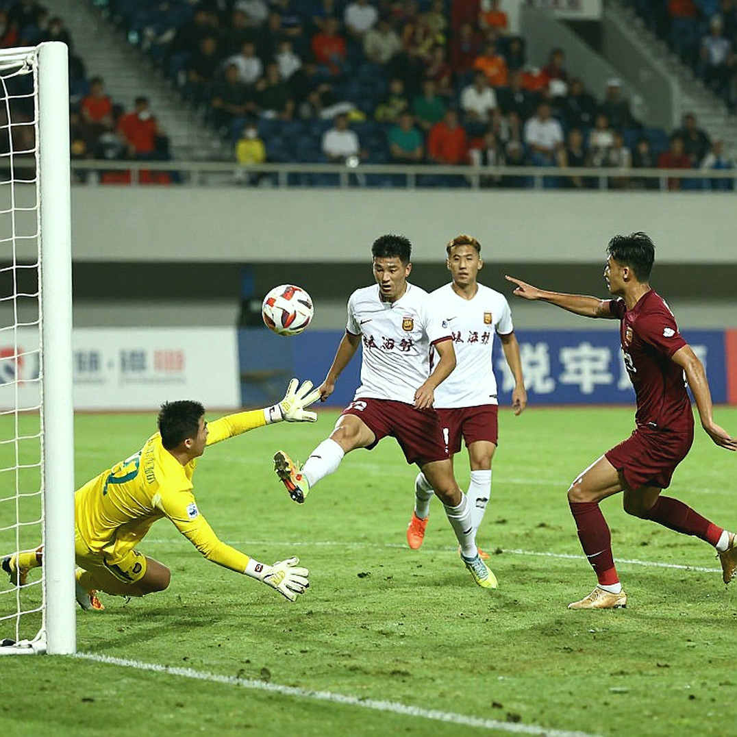 Chiếc giày vàng của Baker và bài học về mẫu số nhỏ ở ASEAN Cup 2026