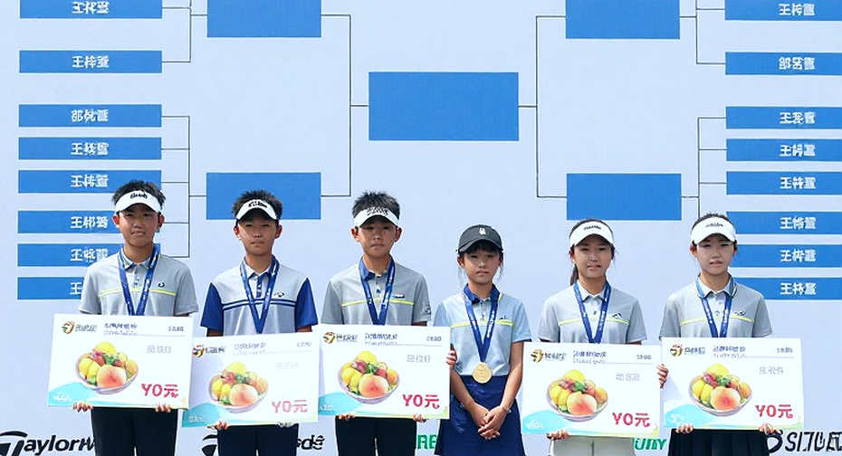 Todd Clements bứt phá vòng 1 Omega European Masters: 64 gậy (-6) và bài toán cuối tuần Todd Clements bứt phá vòng 1 Omega European Masters: 64 gậy (-6) và bài toán cuối tuần