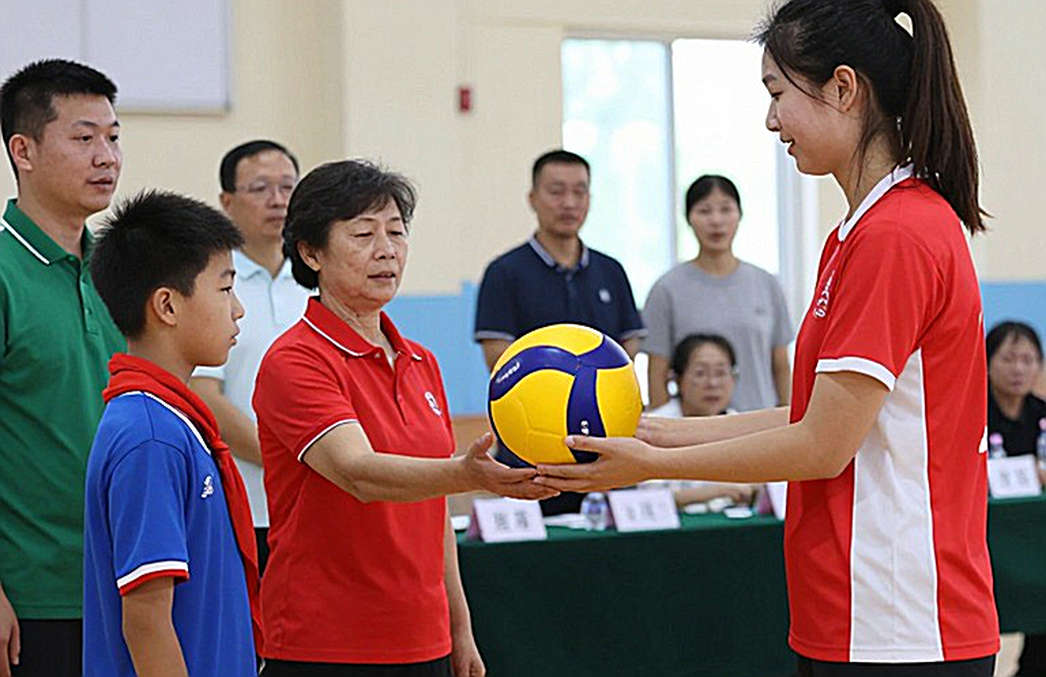Khung phân tích đủ chín tầng, dữ liệu trống không: Bài học trung thực cho bóng đá Việt Nam