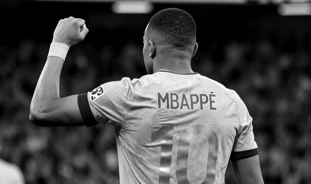 Mestalla Nín Thở: Valencia CF, Bong Bóng Quyền Truyền Thông Và Những Con Người Ở Lại