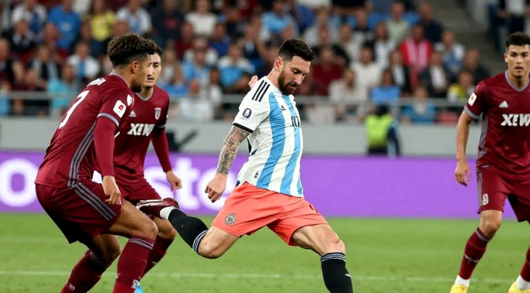 V.League: Hai chữ "tự do" và khoảng trống không ai kiểm đếm